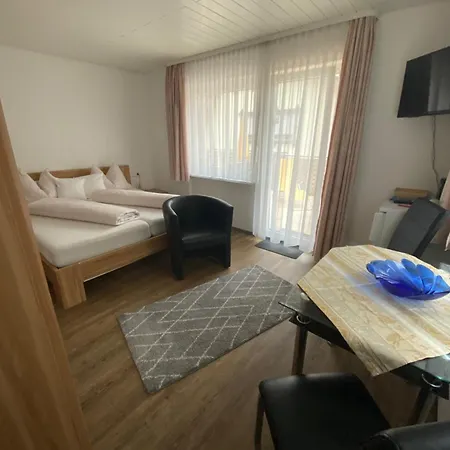 Gästehaus und Ferienwohnung Bächle-3