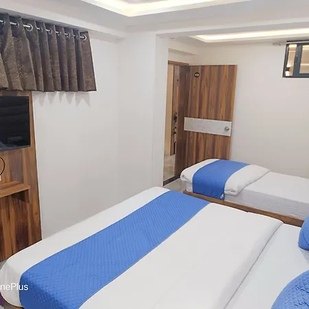 Hotel Royal Grand-2