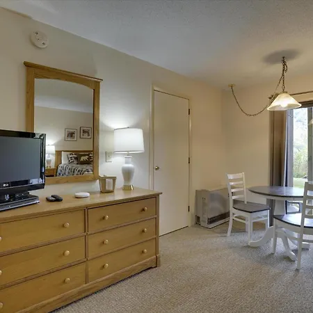 Cedarbrook Hotel Room W/2 Doubles 101-2