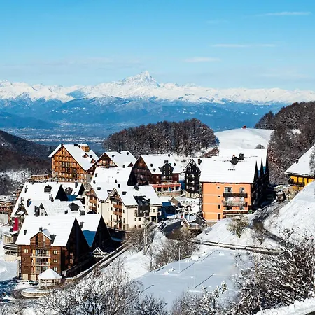 Chalet Everest - Luxury Apartments-3
