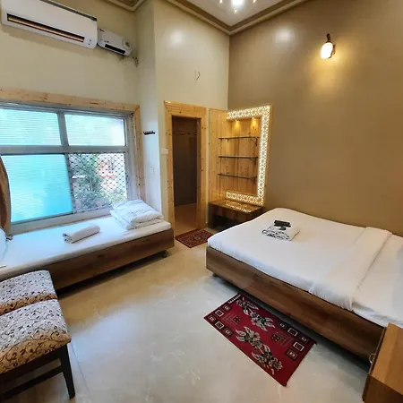Hotel Temple On Ganges-2