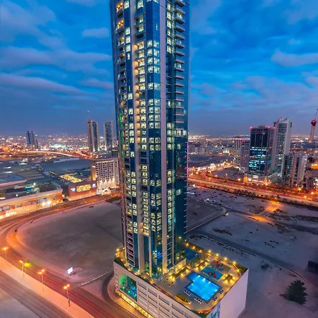 S Plaza Suites Hotel-3