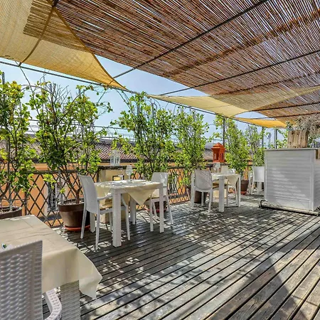 Spagna Dream Suites-3