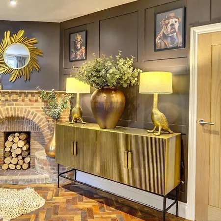 The Bridge House Henley-2