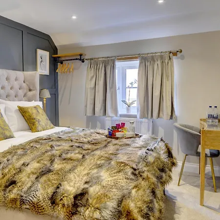 The Bridge House Henley-3