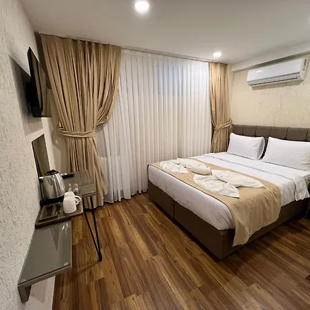 Taksim Nacre 360 Suit-3