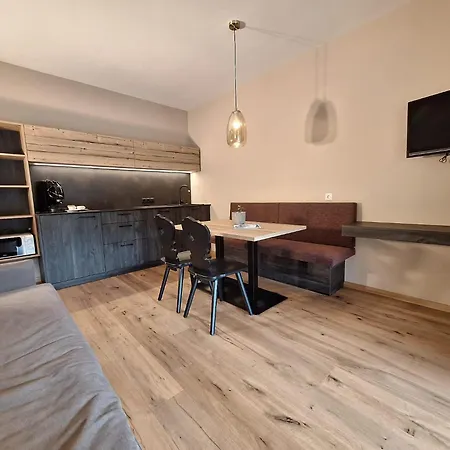 Alpenspitz Appartements - Garni - B&B-3