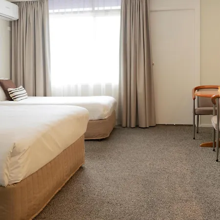 Posthouse Motor Lodge-2