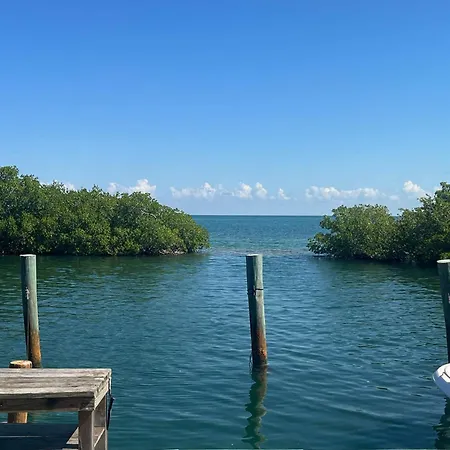 Conch Key Fishing Lodge & Marina-2