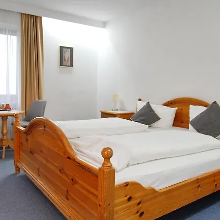 Alpen Hotel "Villa Bello"-3