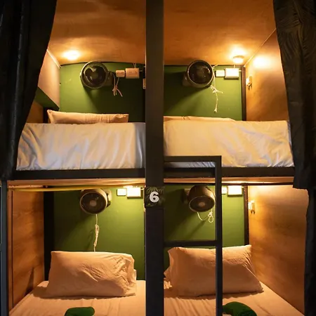 Oasis Hostel Medellin-3