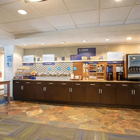 Holiday Inn Express Hotel & Suites Littleton By Ihg-2