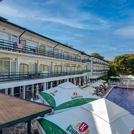 Kini Park Hotel All Inclusive & Free Parking-2