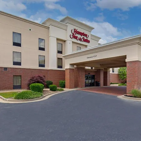 Hampton Inn & Suites Madisonville-2