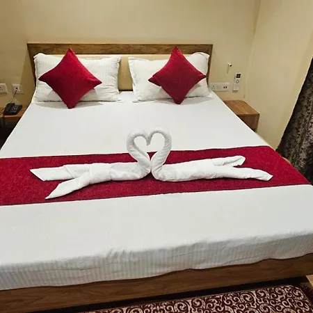 Dream Hotel-2