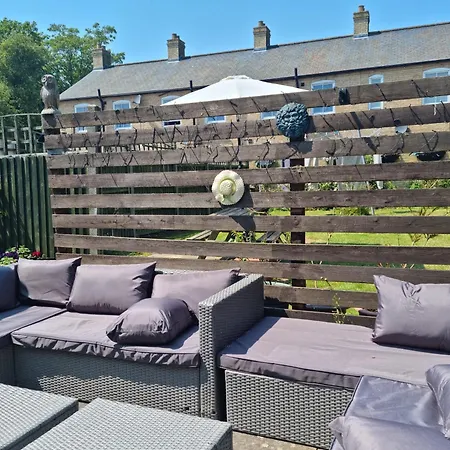 Anchor House 2 East Street Alford Lincolnshire Ln13 9Eq-3