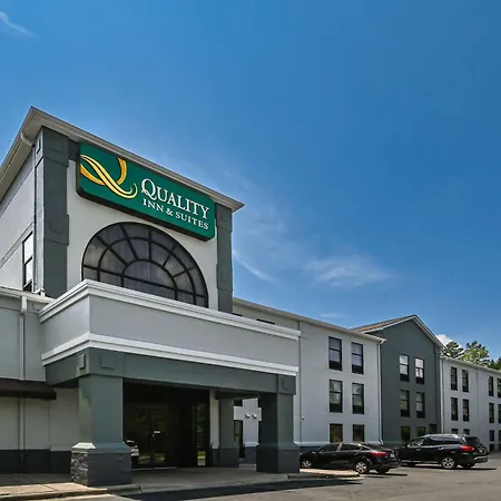 Quality Inn & Suites Matthews - Charlotte-3