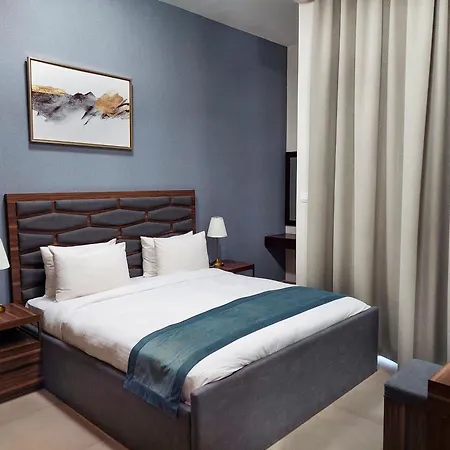 Luxe Grand Hotel Apartments-3