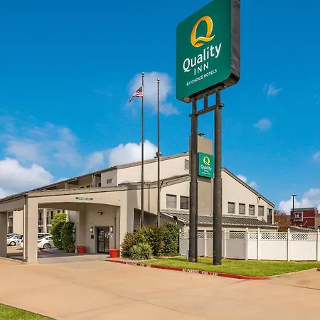 Quality Inn Tulsa Central-3
