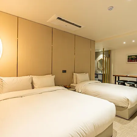 Hotel The Grang Seogwipo-2