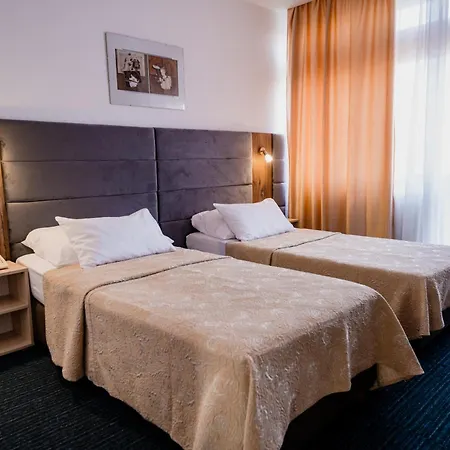Hotel Slavija-2