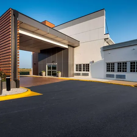 Wyndham Garden Ankeny-3
