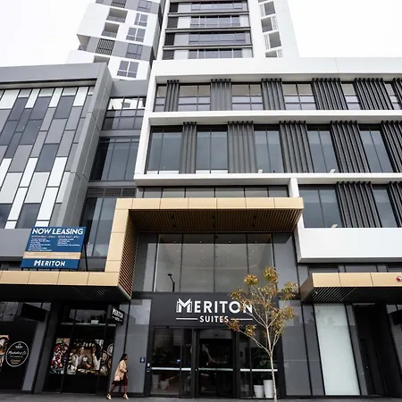Meriton Suites Liverpool-2