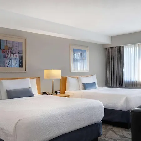 Days Inn By Wyndham Victoria Airport Sidney-3