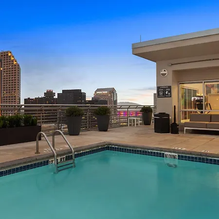 Hilton Garden Inn New Orleans French Quarter/Cbd-2