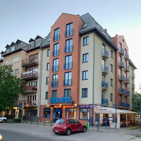 Hotel Veritas-3