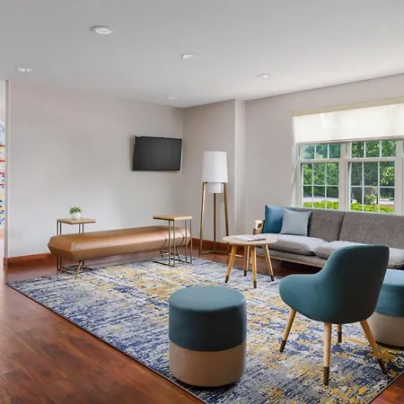 Towneplace Suites Manchester-Boston Regional Airport-2