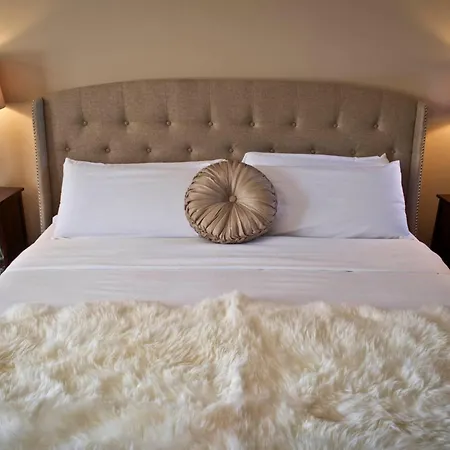 Maxwell Mansion Hotel-3