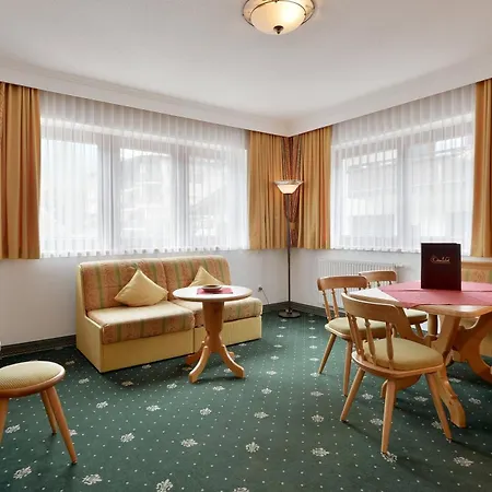 Apparthotel Ederfeld-3