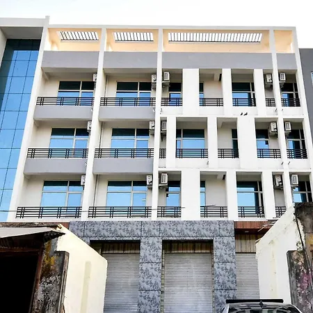 Hotel O Arjun Palace-3