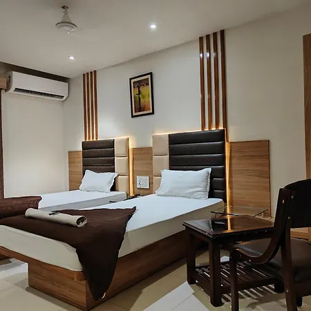 Hotel Sahyog & Rooms-3