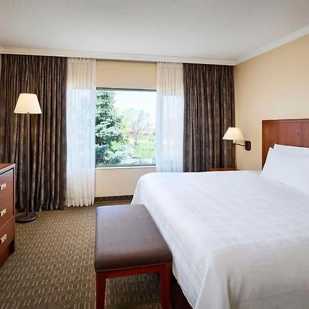 Best Western Plus Lamplighter Inn & Conference Centre-2
