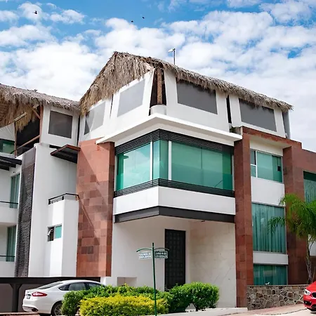 Giakor Suites - Gran Jardin-3