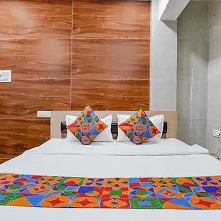 Fabhotel White Gold-3