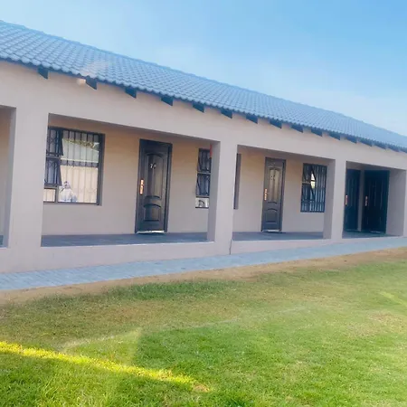 Hillas Ridge Guesthouse-3