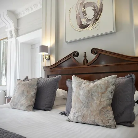 Cley Hall-2