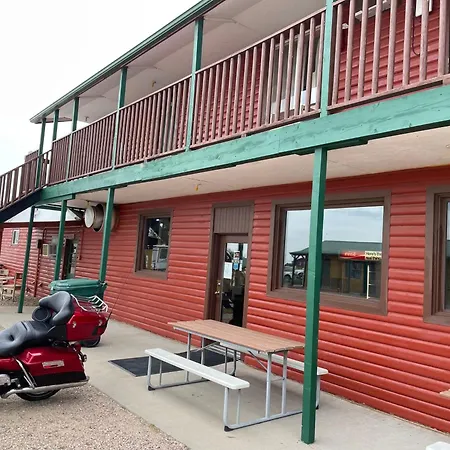 Badlands Hotel & Campground-2