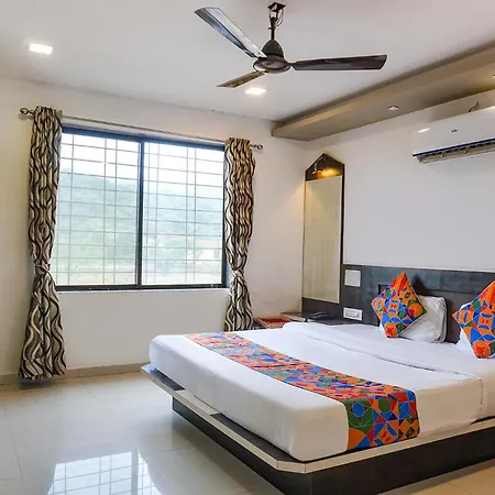 Fabhotel Prime Meera Vatika - Nr Veena Lake-3