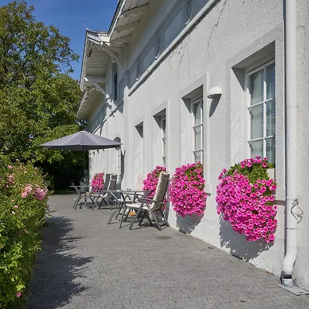 Big Apartment In Guesthouse-3