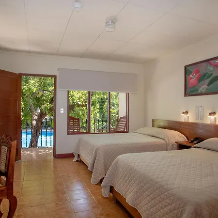 Hotel Boyeros-3