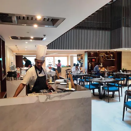 Royal Orchid Golden Suites Pune-3
