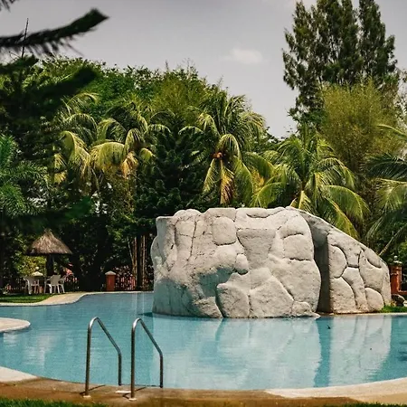 Emerald Manor Hotel-3