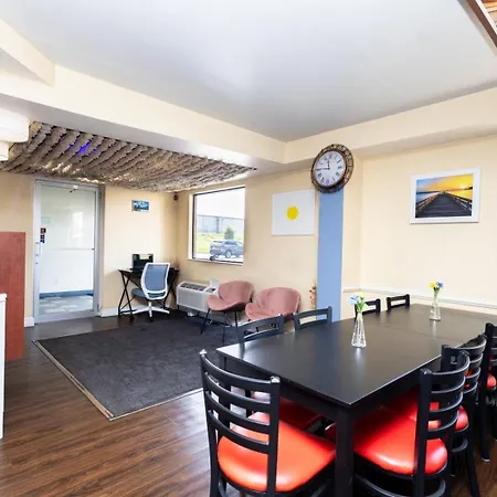 Days Inn By Wyndham Dayton Huber Heights Northeast-2