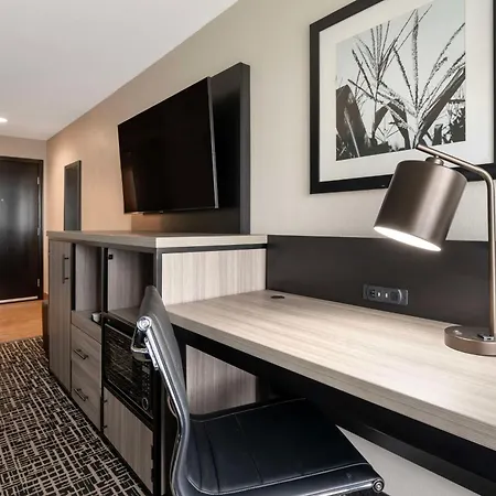Best Western Plus Greenwood Indy South Inn-2