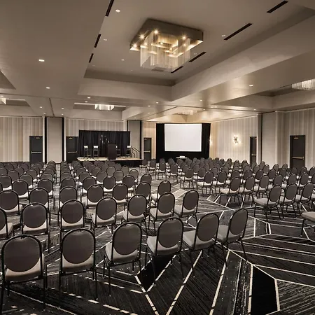 Hilton Charlotte Airport Hotel-2