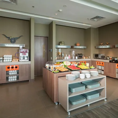 Hampton By Hilton Valledupar-2